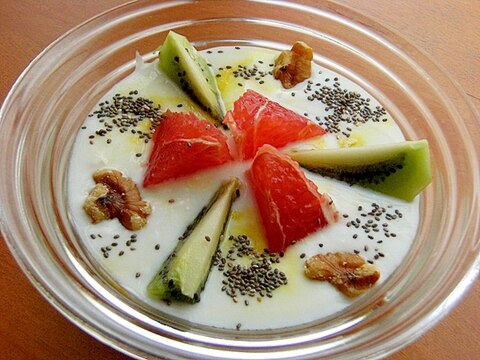 チアシードでヨーグルト♪(グレープフルーツ他)